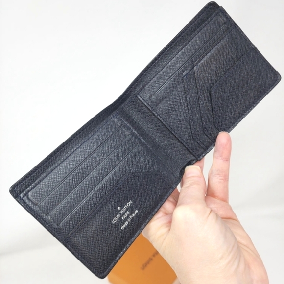 LV Tiaga Men's Wallet & Box - Picture 4 of 13